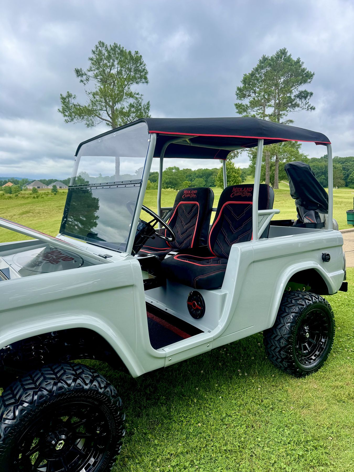 Custom Bronco style golf cart on the course